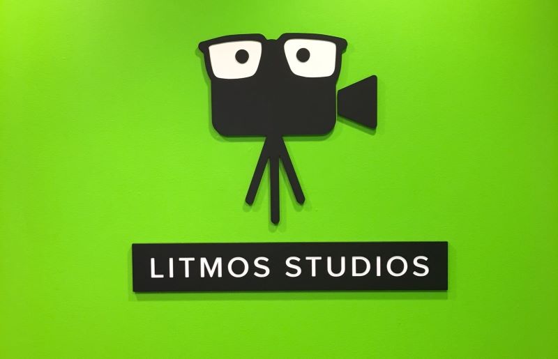 Litmos Studios Acrylic